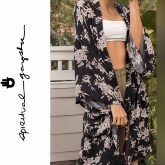 Spiritual Gangster Black Floral Kimono Open Tie Front Kimono Duster - Picture 1 of 13